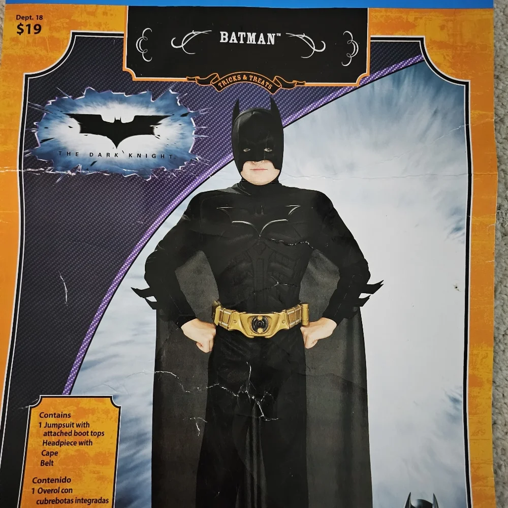 Kids Batman Costume Size Medium 7-8